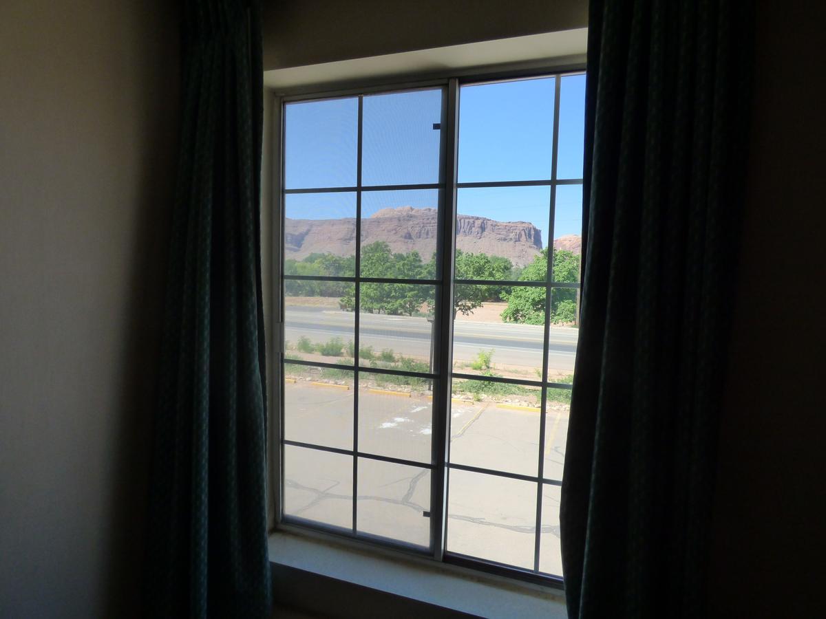 Moab Gateway Inn At Arches Nat'L Park Exterior photo